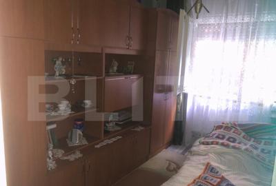 Apartament de vanzare , 4 camere , zona M15 - 2