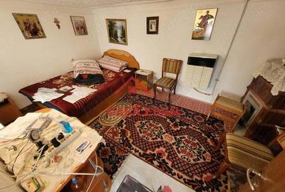 Casa in Calinesti Ph 4 camere teren 4997mp 50.000e - 8