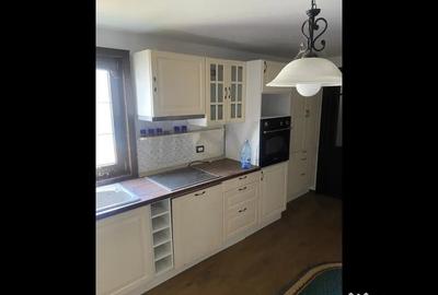 Casă cu 5 camere cu Teren 273 Mp în Butimanu - 1