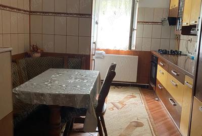 Inchiriez Apartment 3 camere - 1