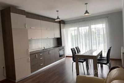 Apartament cu 2 camere semidecomandat, mobilat în Europa