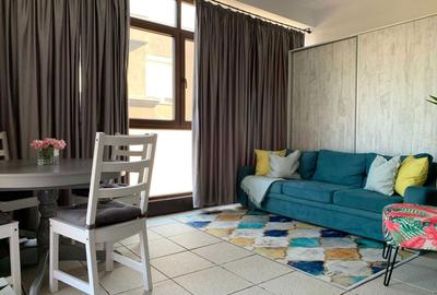 Apartament cu 3 camere semidecomandat în Central - 2