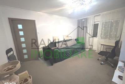 Apartament cu 3 camere semidecomandat, mobilat în Tractorul - 13