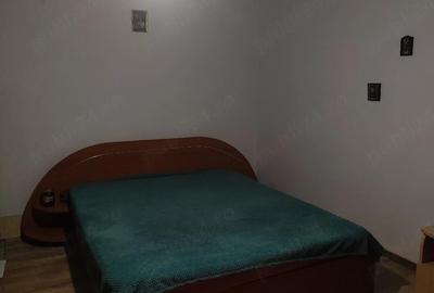 Casă cu 5 camere cu Teren 2200 Mp în Coșdeni