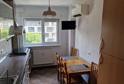 Apartament de 3 camere cu balcon si parcare, zona din 13 septembrie - 4