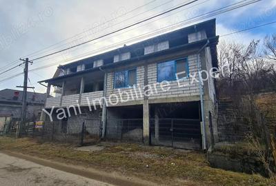 Cladire, pretabila infiin?are pensiune, de vanzare in comuna Bradule?, sat Bradetu, jude? Arge?. - 2