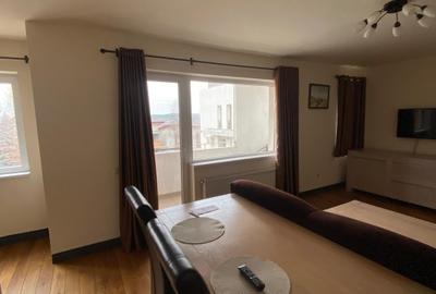 Apartament de 2 camere, cu gradina privata  liniste si confort - 2