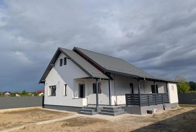 Casa cu vedere spre padure! Hemeiusi - incalzire pardosea - 3