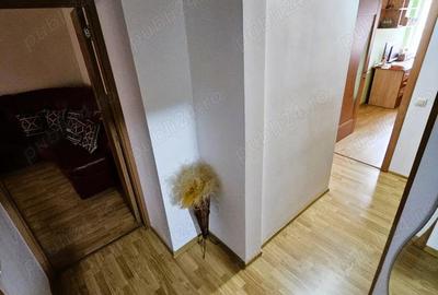 Apartament ---4 camere E3 - -etajul 3-MOBILAT - 2