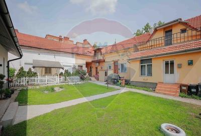 Apartament ultracentral de inchiriat pe str. Mihai Eminescu - 10