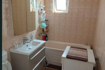 Apartament cu 2 camere semidecomandat în Confecții - 1