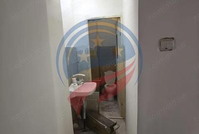 Apartament cu 2 camere semidecomandat în George Enescu