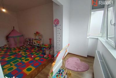 Apartament cu 4 camere decomandat în Fratelia - 17
