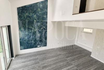 Penthouse cu 2 camere decomandat în Central - 1