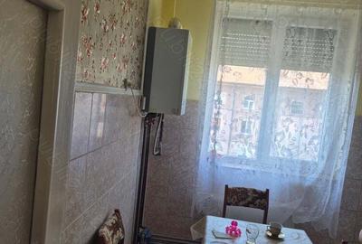 Apartament cu 2 camere decomandat în Central - 1