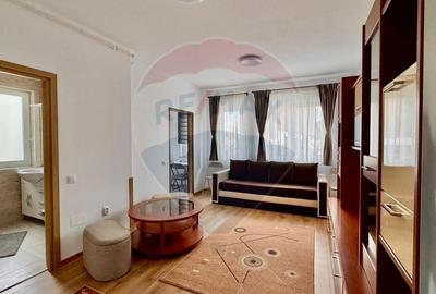 Apartament cu 2 camere semidecomandat, mobilat în Florești