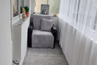 Vând apartament cu 2camere zona Asta , mobilat , insorit