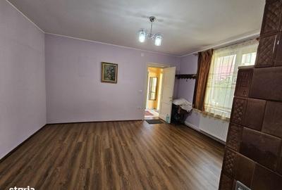 Casă cu 5 camere cu Teren 500 Mp în Central - 4