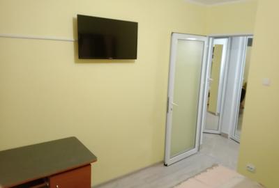 Închiriez apartament cu 2 Camere Micro 17 - 3