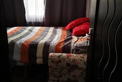 Apartament 3 camere situat la parter, intr un bloc cu 4 etaje in centrul orasului Alexandria, in spa - 1