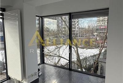 Apartament cu 3 camere semidecomandat în Berceni - 9