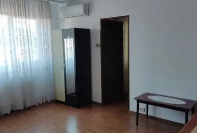 De inchiriat apartament 2 camere - 3