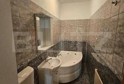 Apartament la casa, 3 camere semidecomandat, 60 mp, P-ta Abator - 2