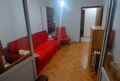 Apartament 3 camerere, 2/10, mutare imediata - Piata Cultural - 3