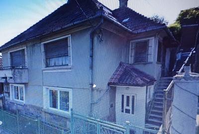 Apartament la casă în Brașovul Vechi - str. Cloșca, cod 8264 - 2