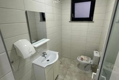 Spațiu comercial, de 55 mp, în Central - 3