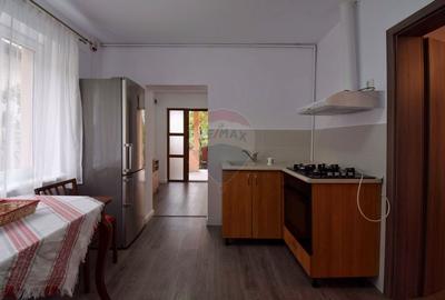 Casa cu 2 camere de inchiriat, zona Andrei Muresanu - 1