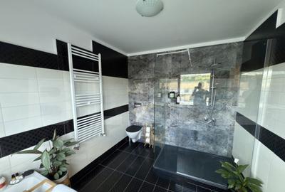 Casa Moderna, Bucov, Pe Deal - 34