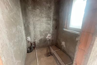 Complex nou 4 case P+1+M.5 cam.Util 175mp.Teren 253mp - 14