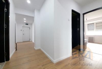 Apartament cu 4 camere decomandat, mobilat în Cantemir