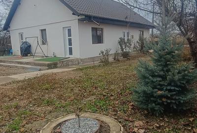 Casă cu 4 camere în Vadu Moldovei - 8