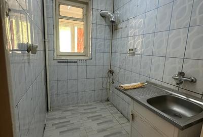 Apartament cu 3 camere decomandat în Drumul Găzarului - 3