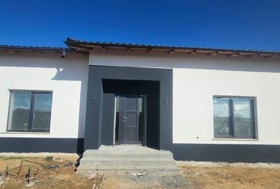 Casa pe parter Damila 100 mp ?i teren de 412 mp - 6