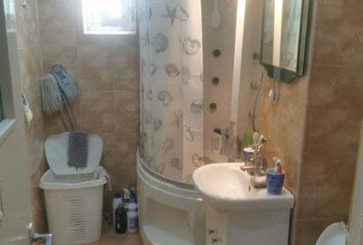 Apartament cu 3 camere semidecomandat în Râmnicu Sărat - 8