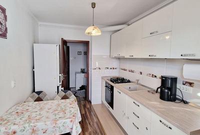 Apartament cu 3 camere decomandat, mobilat în Calea București - 5