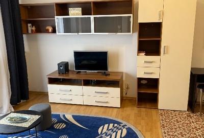 Garsonieră decomandată în Plopilor - 1