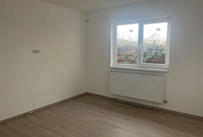 Glina stadion casa parter 4 camere - 36