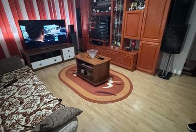 Apartament cu 3 camere semidecomandat în Central - 4