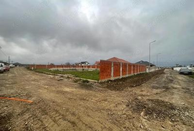 Teren de 800 mp, în Cheriu - 9