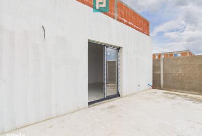 Casă cu 3 camere cu Teren 315 Mp în Central - 2