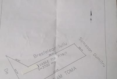 Teren de 3700 mp, în Exterior Vest - 3