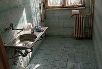 Apartament cu 3 camere semidecomandat în Malu Roșu - 1