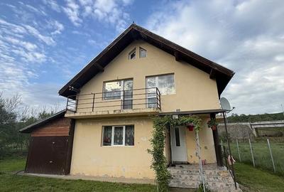 Casă cu 3 camere în Mihăiești - 1