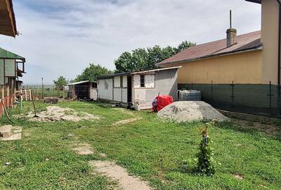 Casă cu 3 camere în Exterior Vest - 1