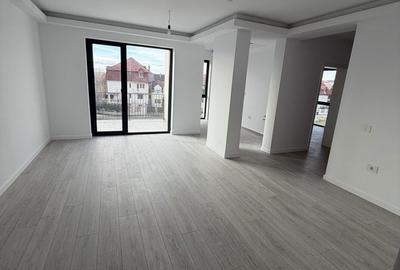 Apartament cu 3 camere decomandat în Central - 6