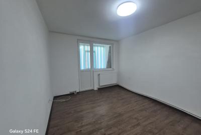 Apartament cu 3 camere decomandat în Dărmănești - 6